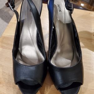 Peep toe heel 3 inch